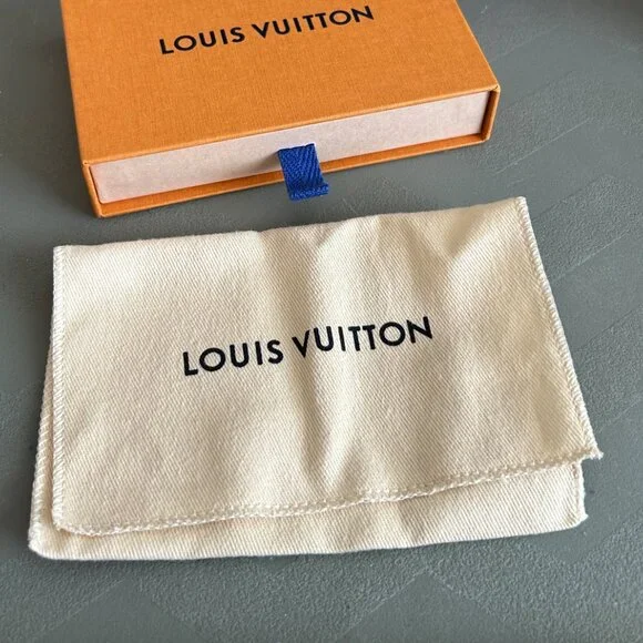 Louis Vuitton Empty Box and Dust Bag - Picture 3 of 3